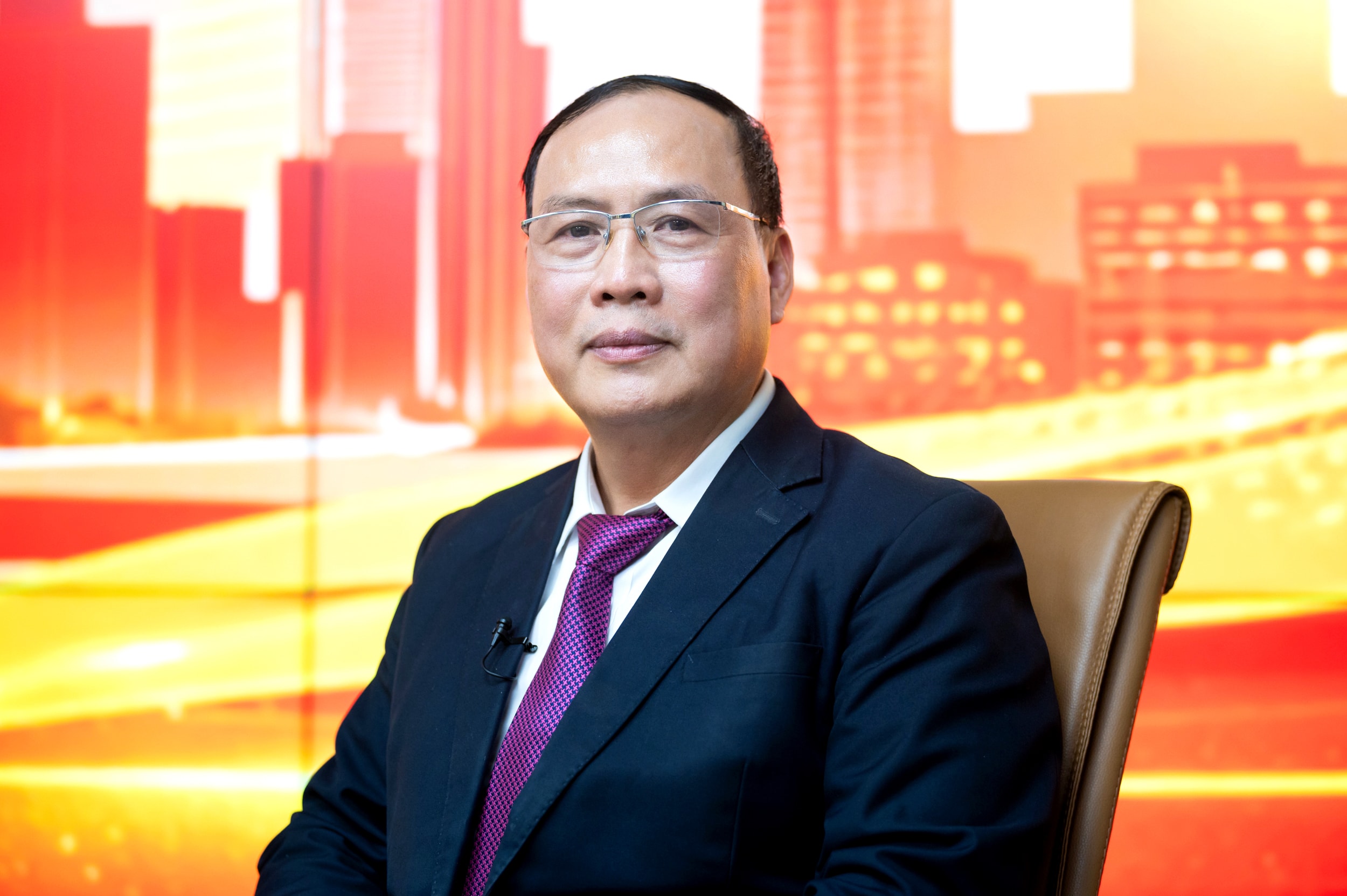 GS.TSKH Nguyễn Đình Đức - Trường Đại học Công nghệ, ĐHQGHN